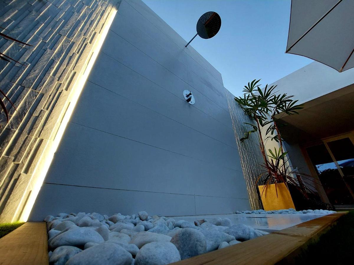 Bungalow De Diseno Hidromasajes Terraza Y Piscina. San Bartolomé Екстериор снимка